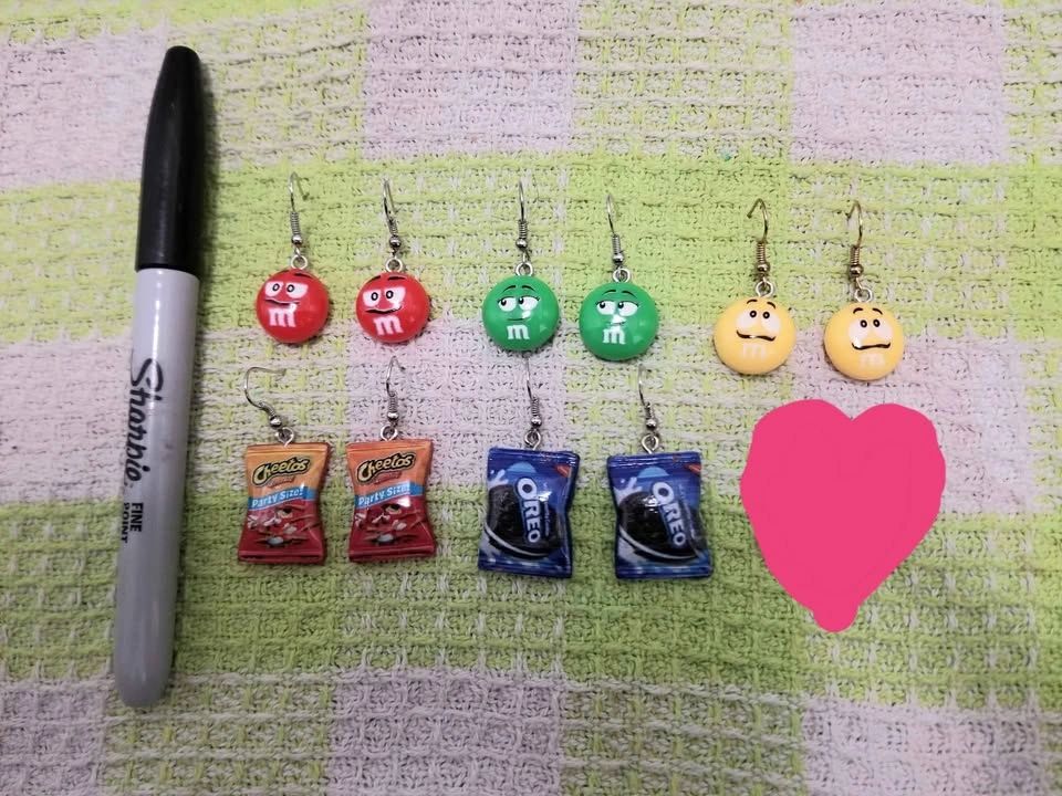 All for $8 Food Earrings M&M Oreo Cheetos - photo 4