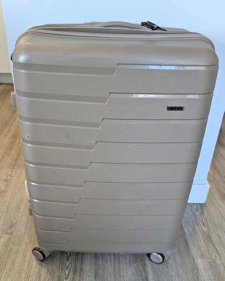Luggage bag with Lock