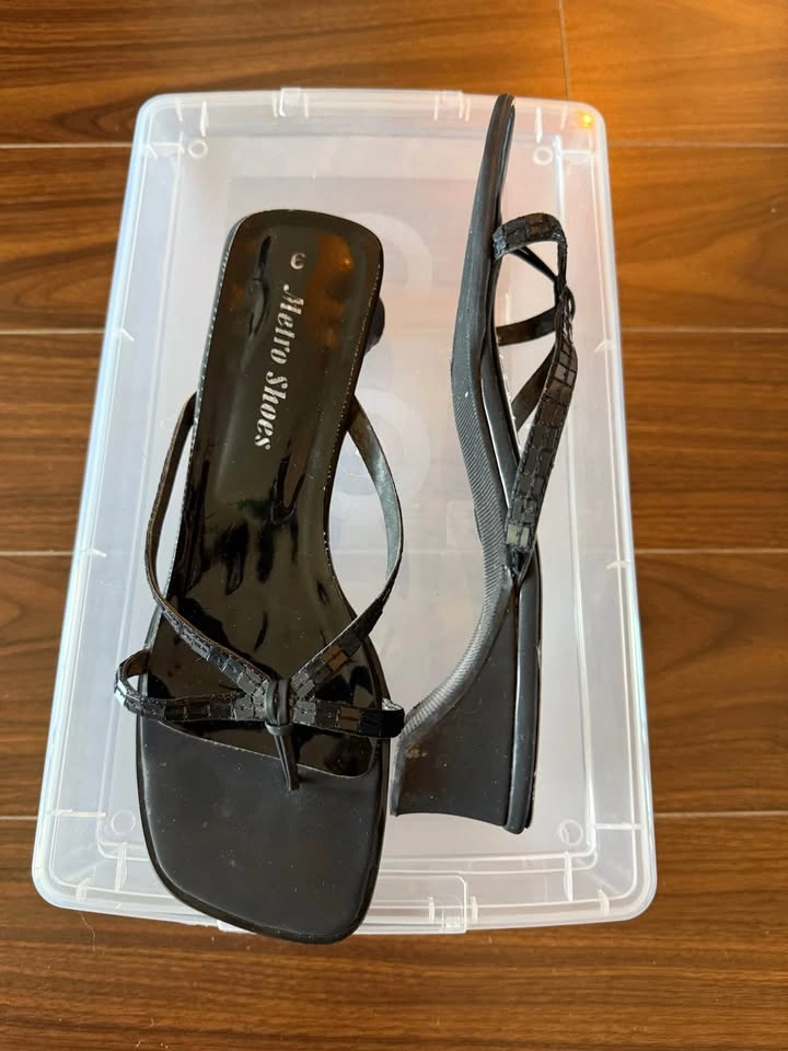 Womens Black Sandals - photo 4