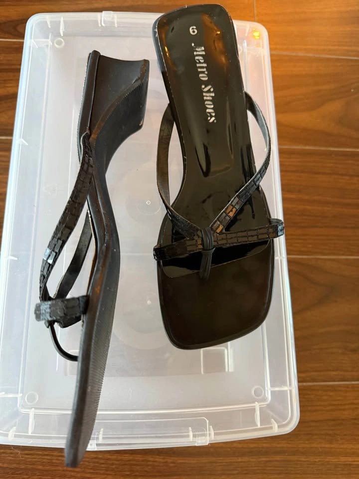 Womens Black Sandals - photo 5