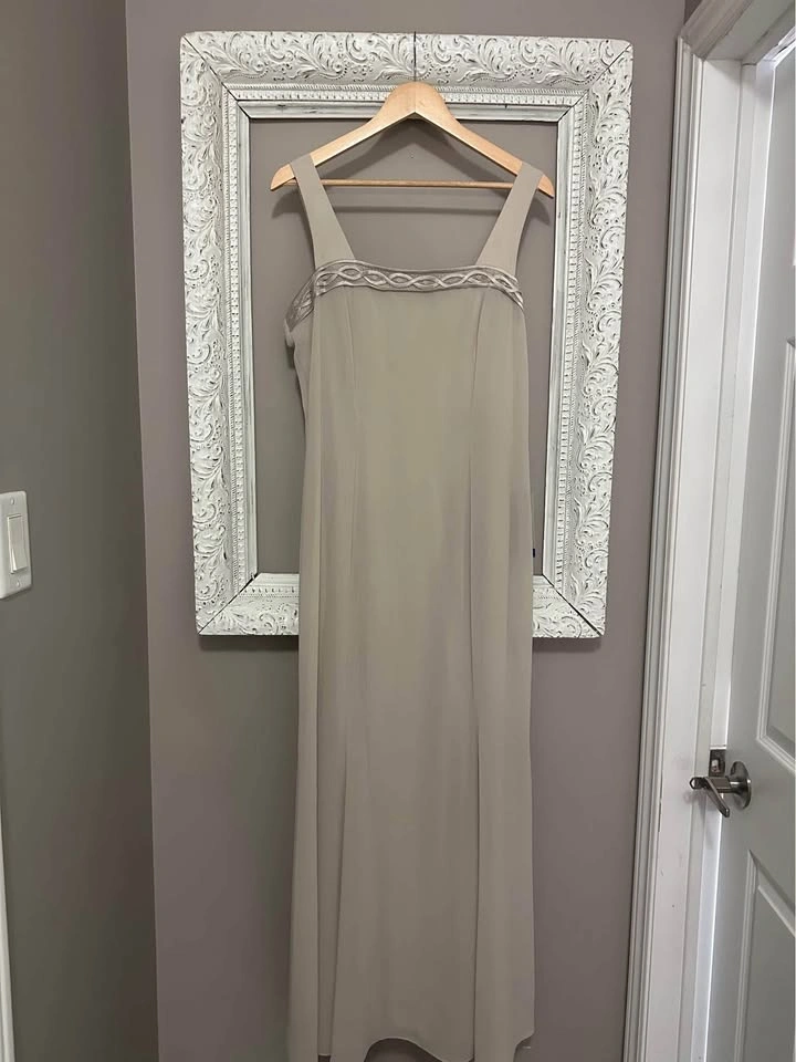 Mother of the Bride/Groom or occasion dress. Size US12 - photo 2