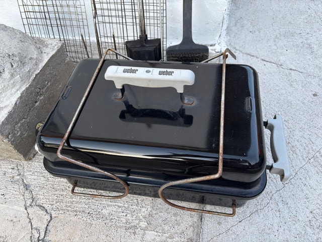 Weber Portable BBQ - photo 3
