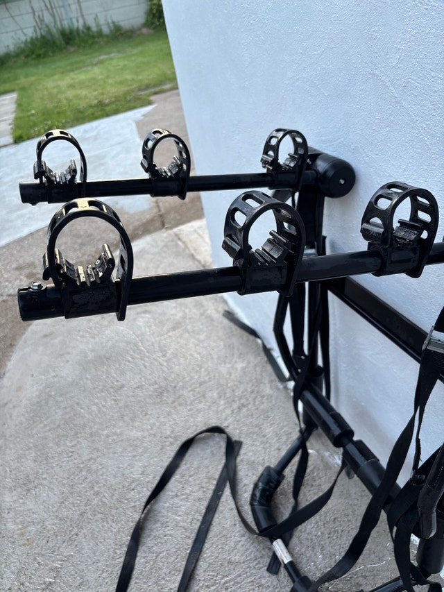 Saris Car Bike Rack / Carrier for 3 Bikes - photo 3