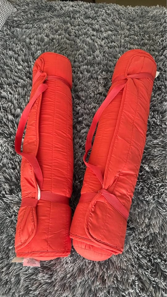 Red Floral Quilted Mats and Bolster Pillows Set - photo 4