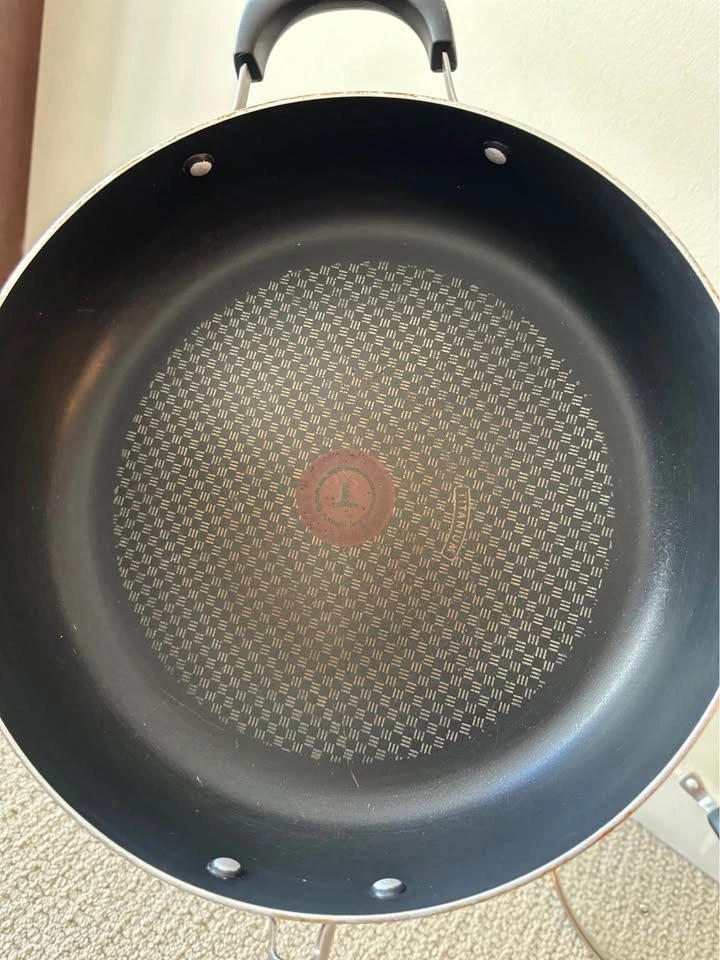 T-fal Pan with Lid 12inch - photo 2