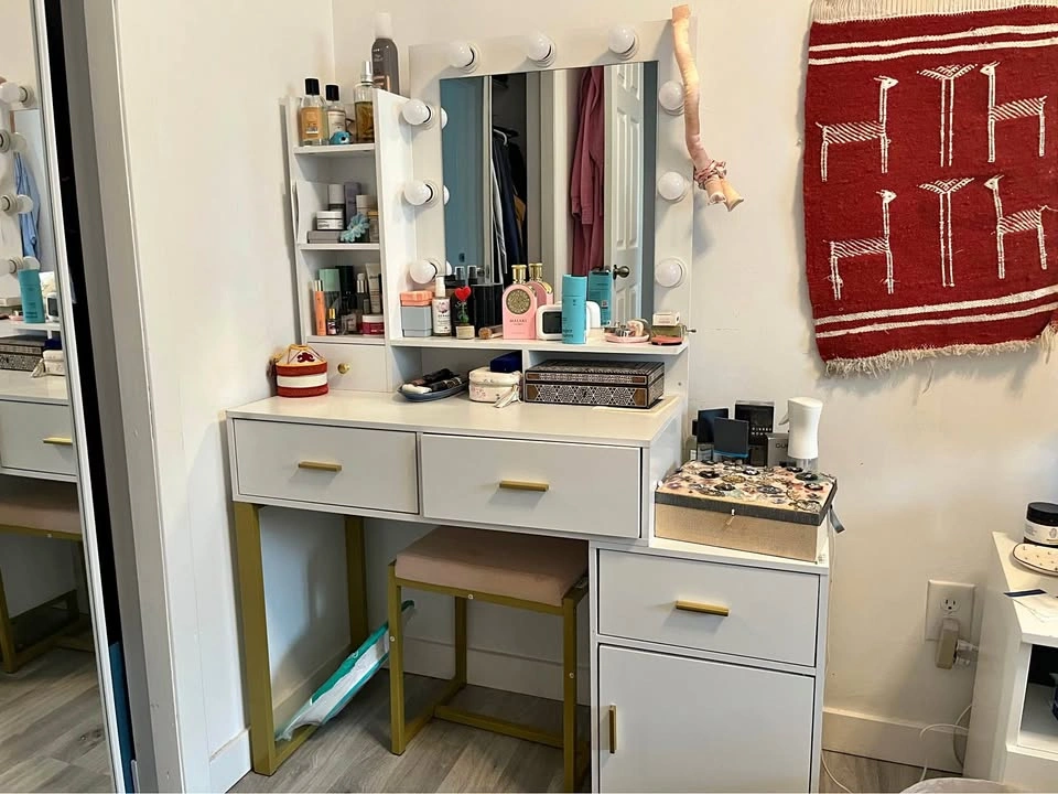 Vanity Mirror with Lights