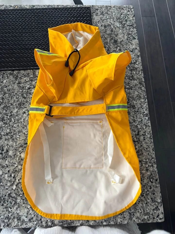 Yellow Raincoat for 20-30lb Medium Sized Dog - photo 2