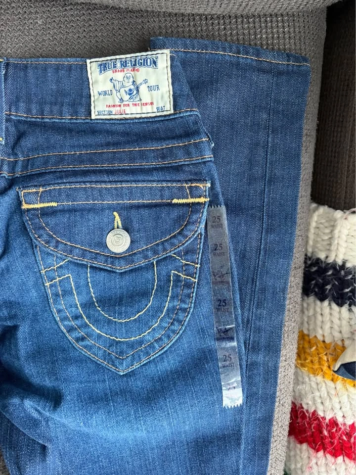 Brand New With Tags True Religion Size 25 Jeans - photo 4