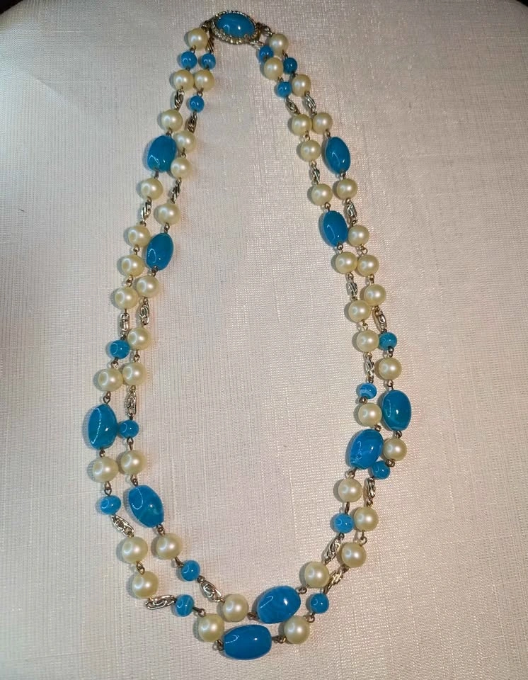 Vintage Retro BOHO Aqua Glass & Faux Pearl Beaded Necklace