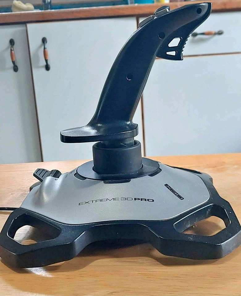 Gaming keyboard and joystick