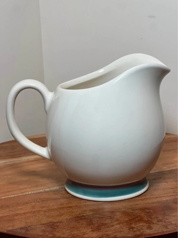 Vintage Pfaltzgraff Juniper Small Pitcher Gravy Boat - photo 2