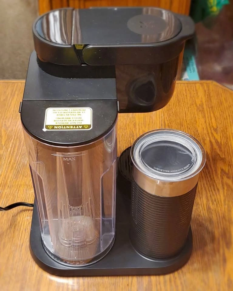 Keurig K-Café Essentials K85 Coffee Maker with Milk Frother - photo 2