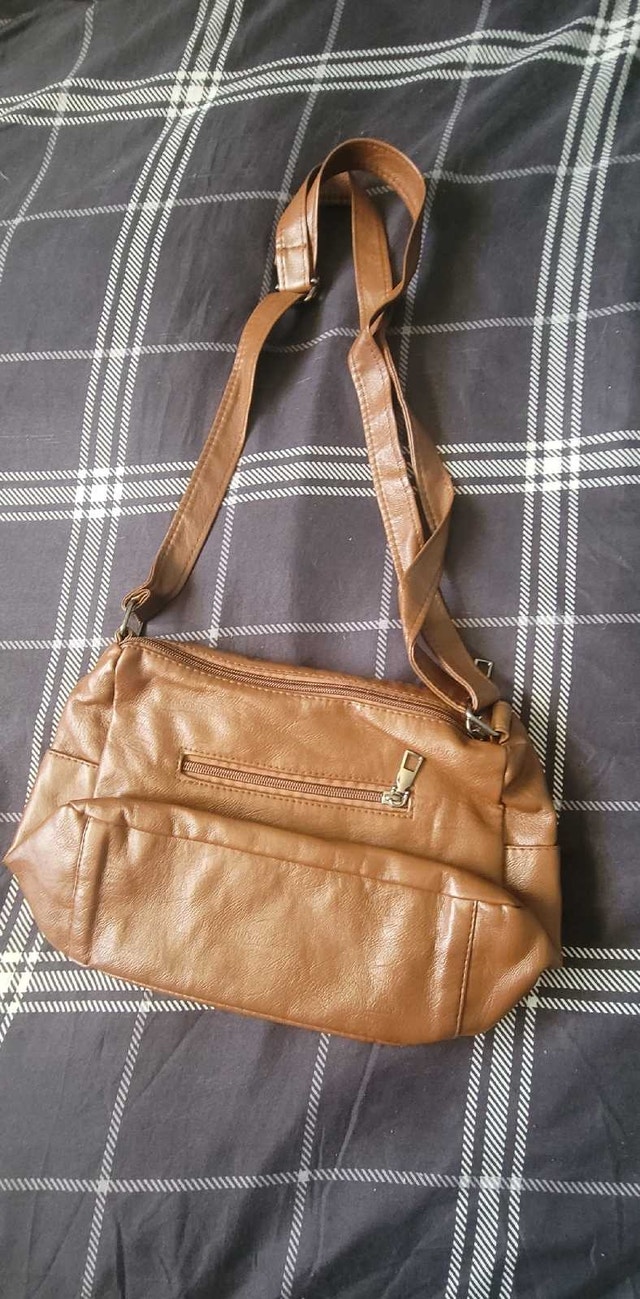 Leather Cross Body Purse Brand New - photo 2