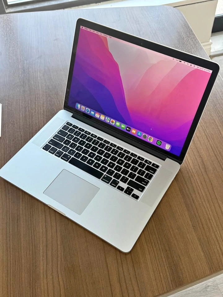 Apple MacBook Pro Mid 2015