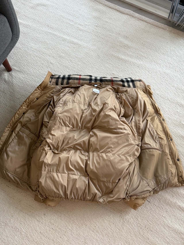 Burberry Detachable Sleeve Puffer Jacket / Vest - photo 4