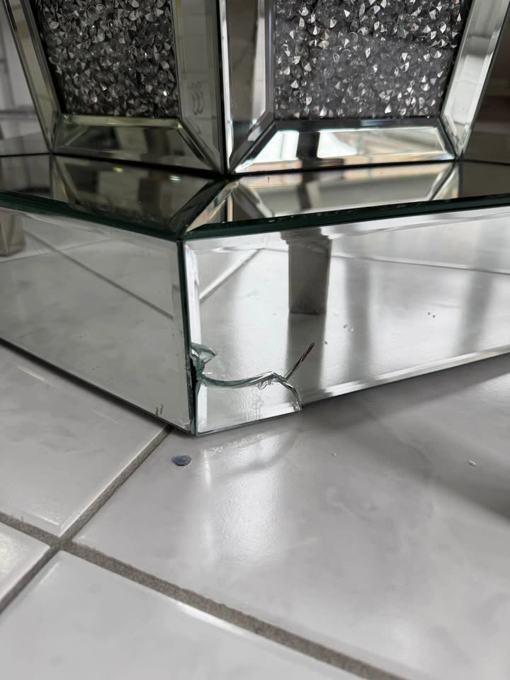 Glass Dining Table + 4 Dining Chairs PRICE IS FIRM - photo 2