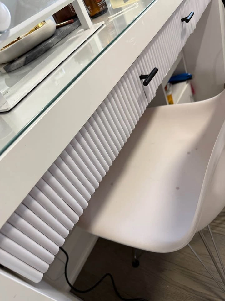 IKEA White Vanity Desk - photo 3
