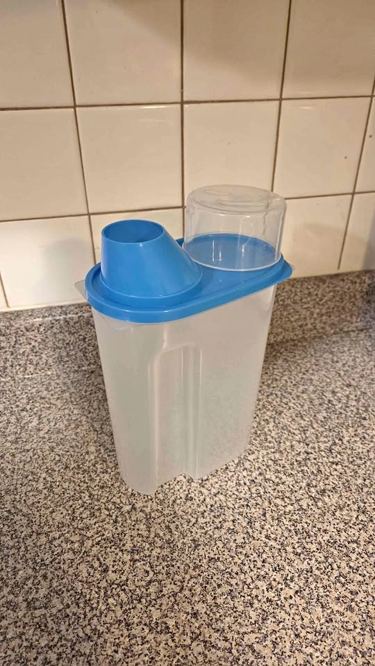 Grain/Rice Container