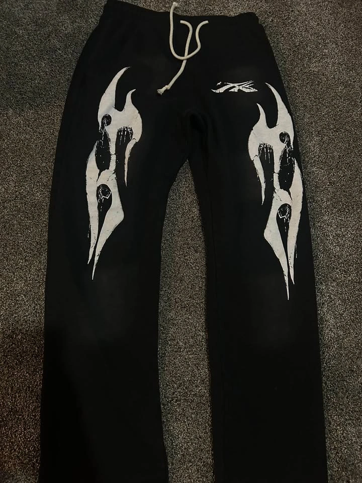 Hoodie & Sweatpants Set - Size L - photo 4
