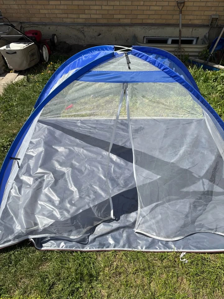 Foldable Beach Tent Sun Shelter Blue Grey - photo 2