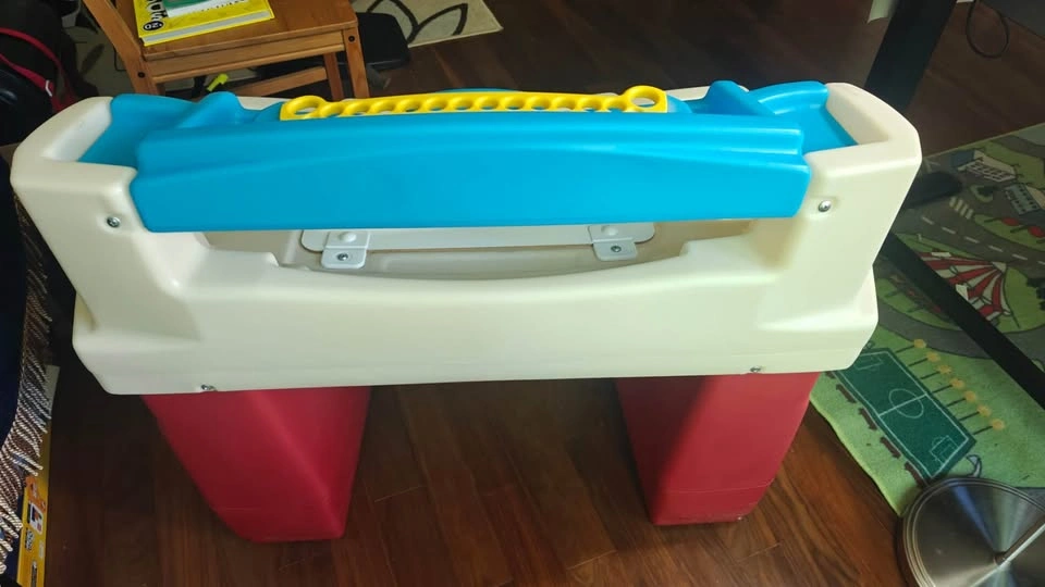 Kid's Step2 Deluxe Art Master Desk - photo 2