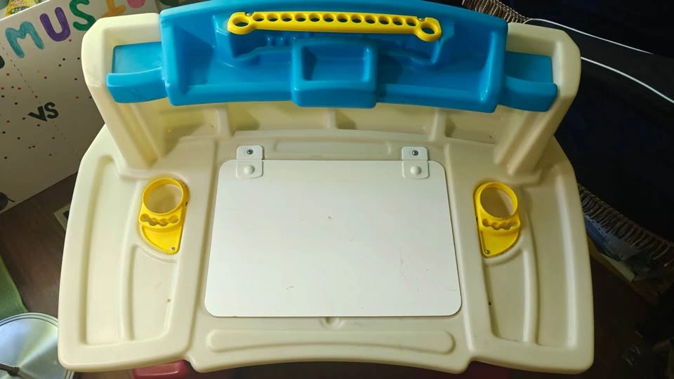 Kid's Step2 Deluxe Art Master Desk - photo 5