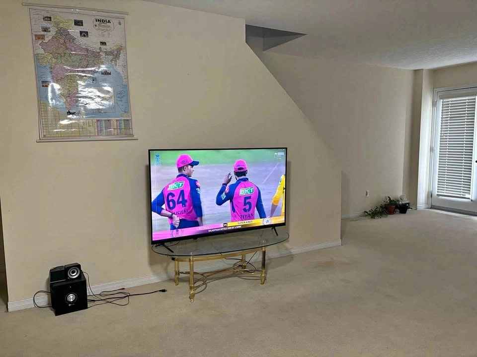 3 Beds 2.5 Baths - Townhouse