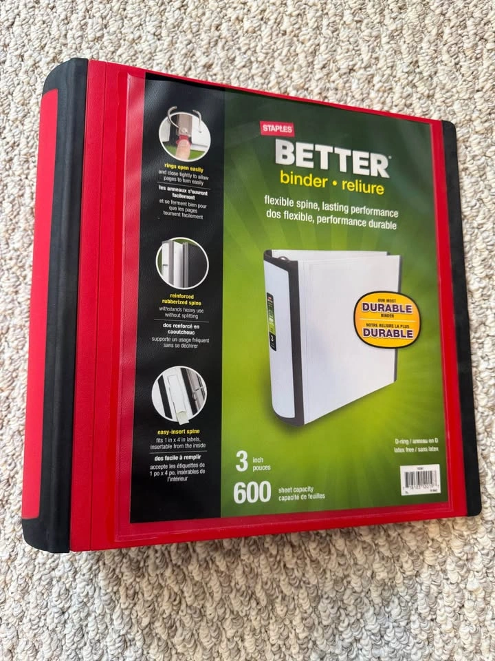 Brand New Staples Brand 3 inch Clear View Binders!! - photo 3