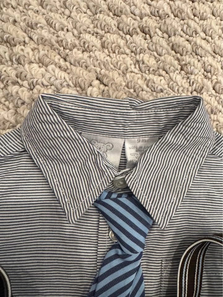 Brand New Baby Boy Outfits size 9 months - photo 2