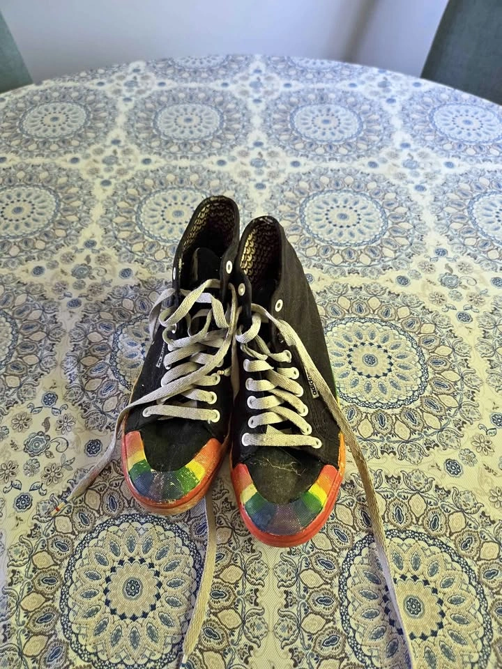 Women's shoes