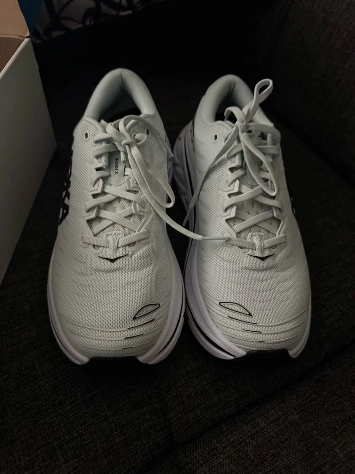 Hoka Bondi X Women's Running Shoes size 9.5 - photo 2