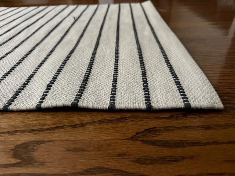 2’4” x 4’6” Black and White Striped Woven Cotton Runner Rug - photo 4