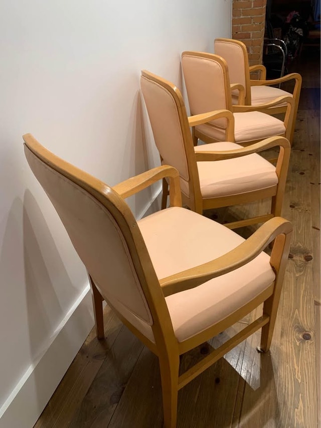Set of 8 Solid Wood Dining Chairs – Sturdy & Comfortable - photo 5