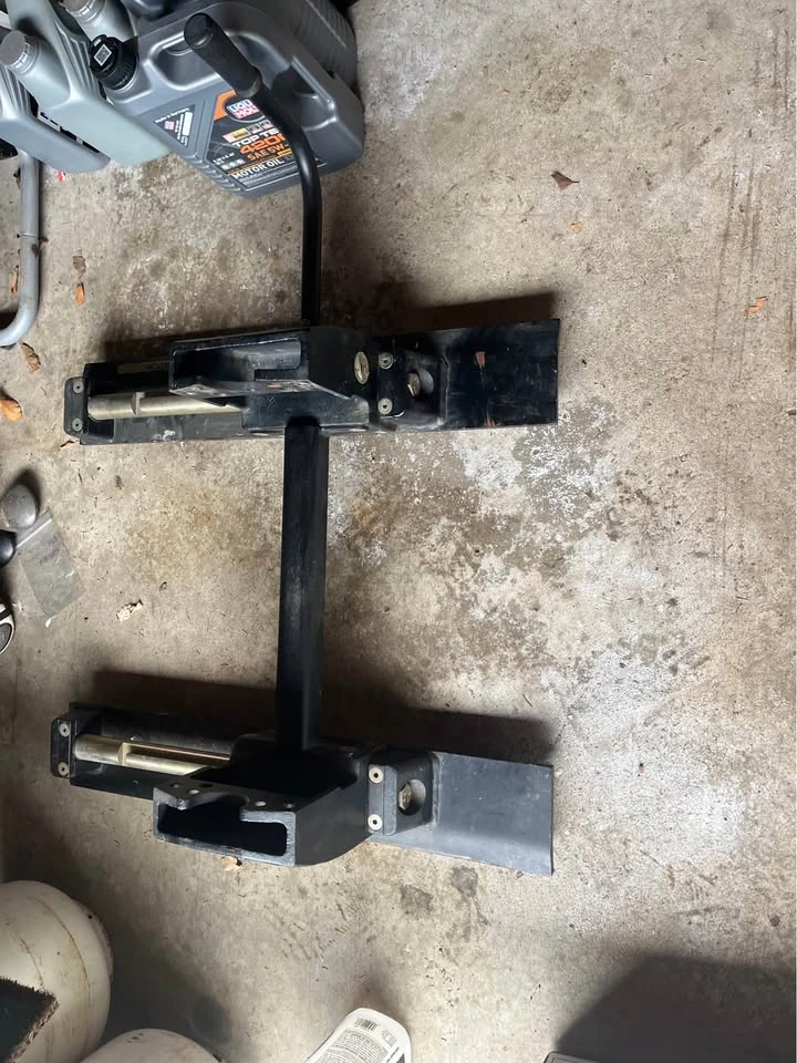 Curt R5 5th Wheel Roller/Slider Hitch base - photo 4