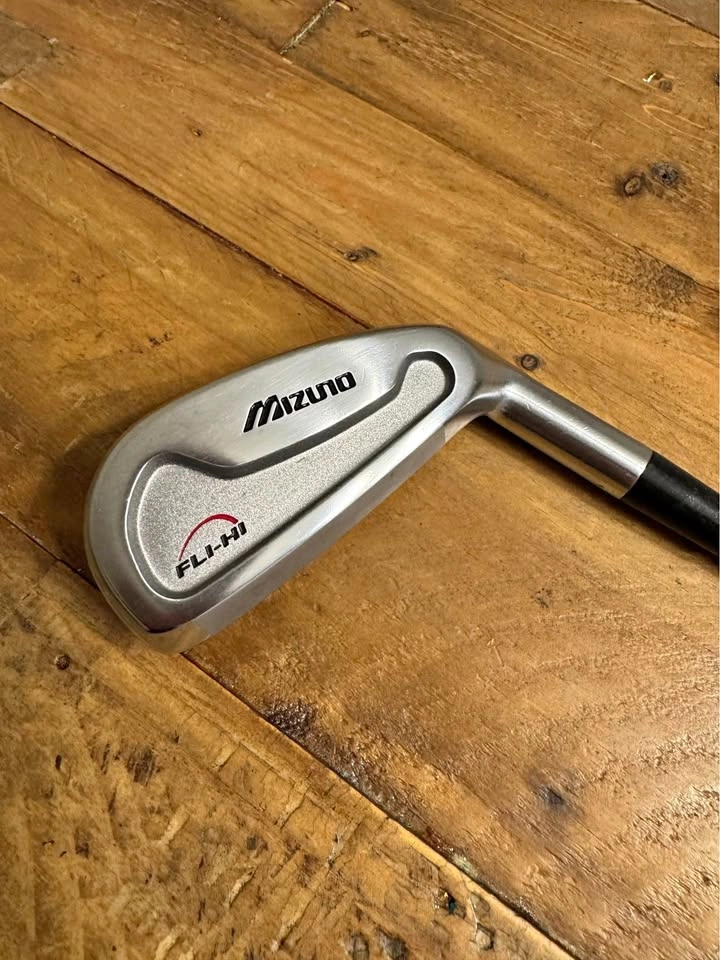 Mizuno Fli-Hi 18° iron. Mint