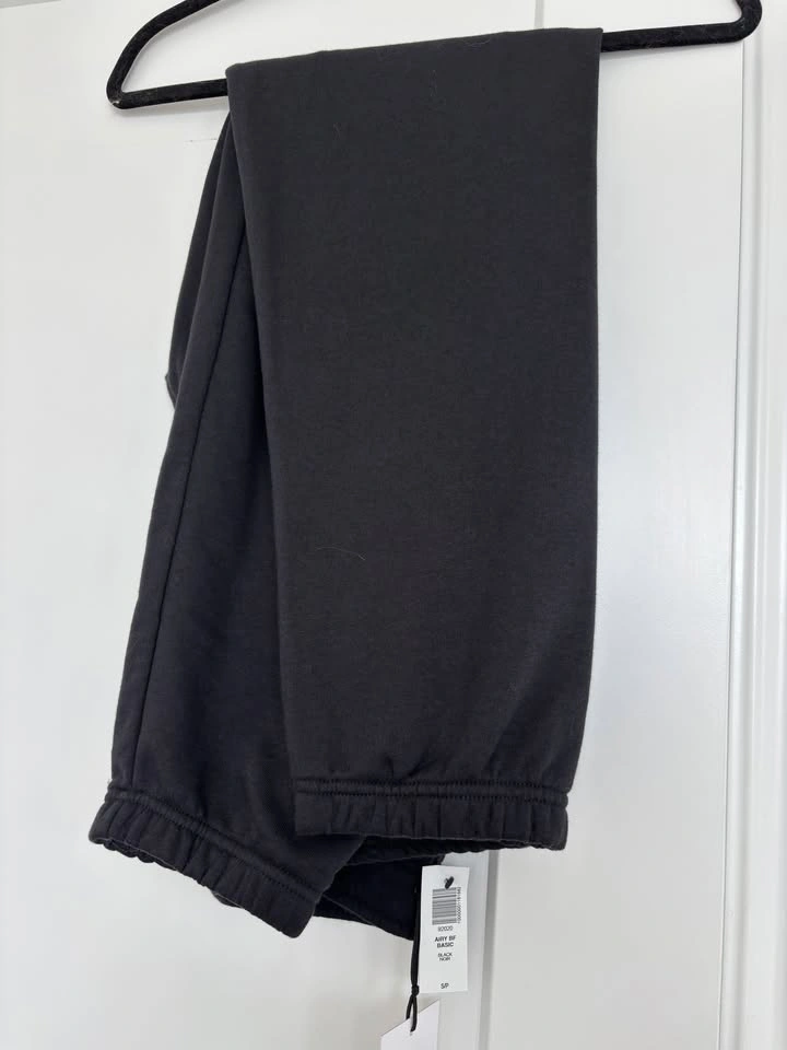 Aritzia TNA Airy Fleece Boyfriend Sweatset - photo 5