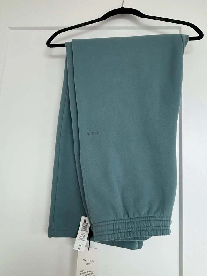 NWT Aritzia TNA Cozy Sweatfleece Set - photo 5