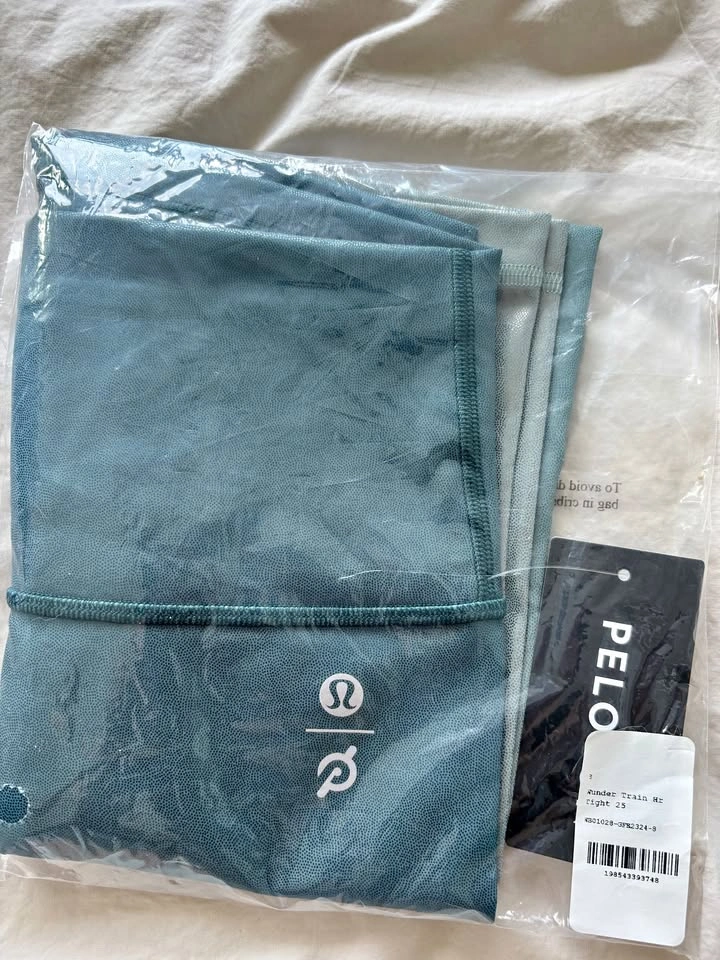 NWT Lululemon Wunder Train High-Rise Tight 25" - photo 2