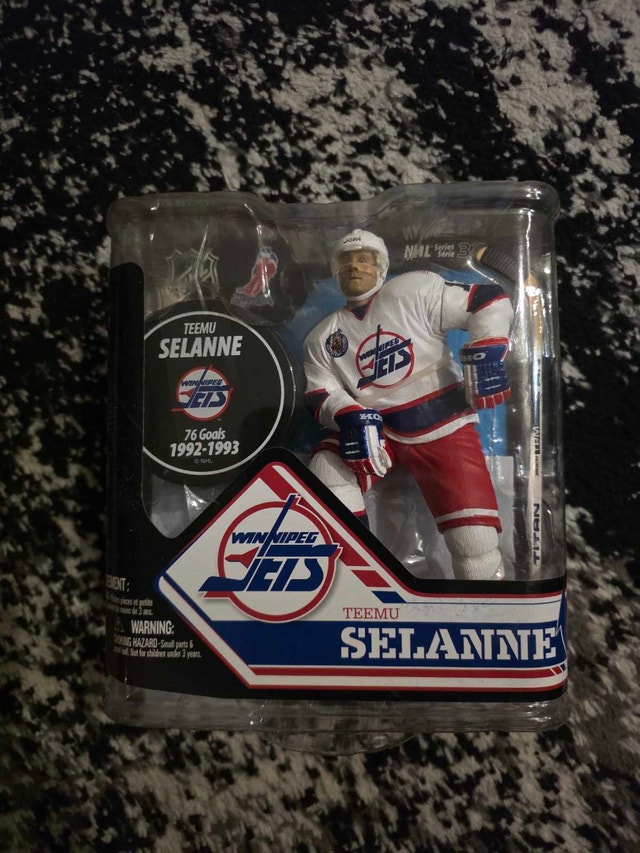 McFarlane Toys Teemu Selanne Winnipeg Jets Figure