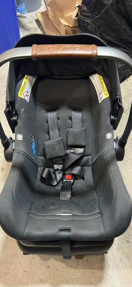 NUNA infant car seat with stroller adapters - photo 4