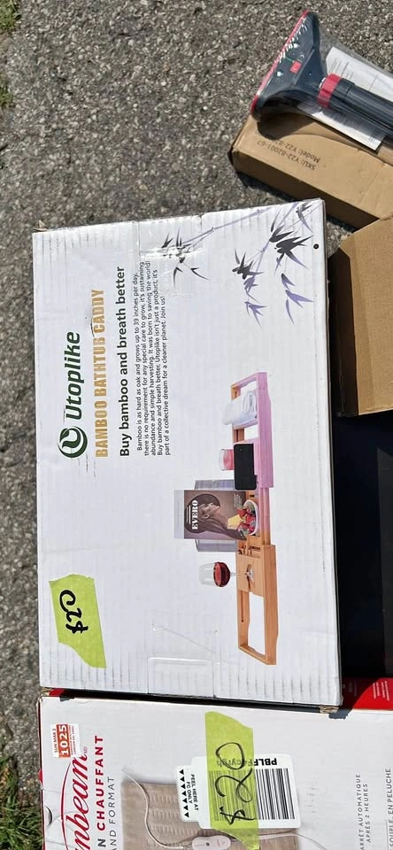 Bamboo bathtub caddy BNIB