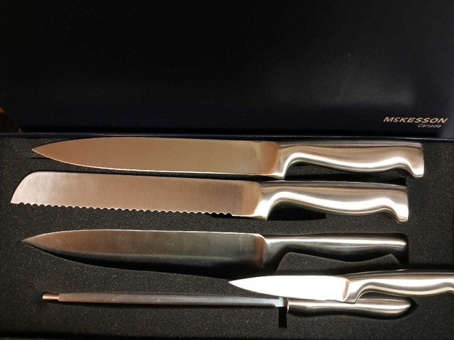 McKesson Knife Set - photo 2