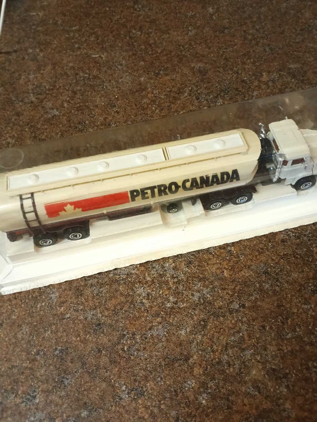 Petro-Canada Tanker Truck - photo 3