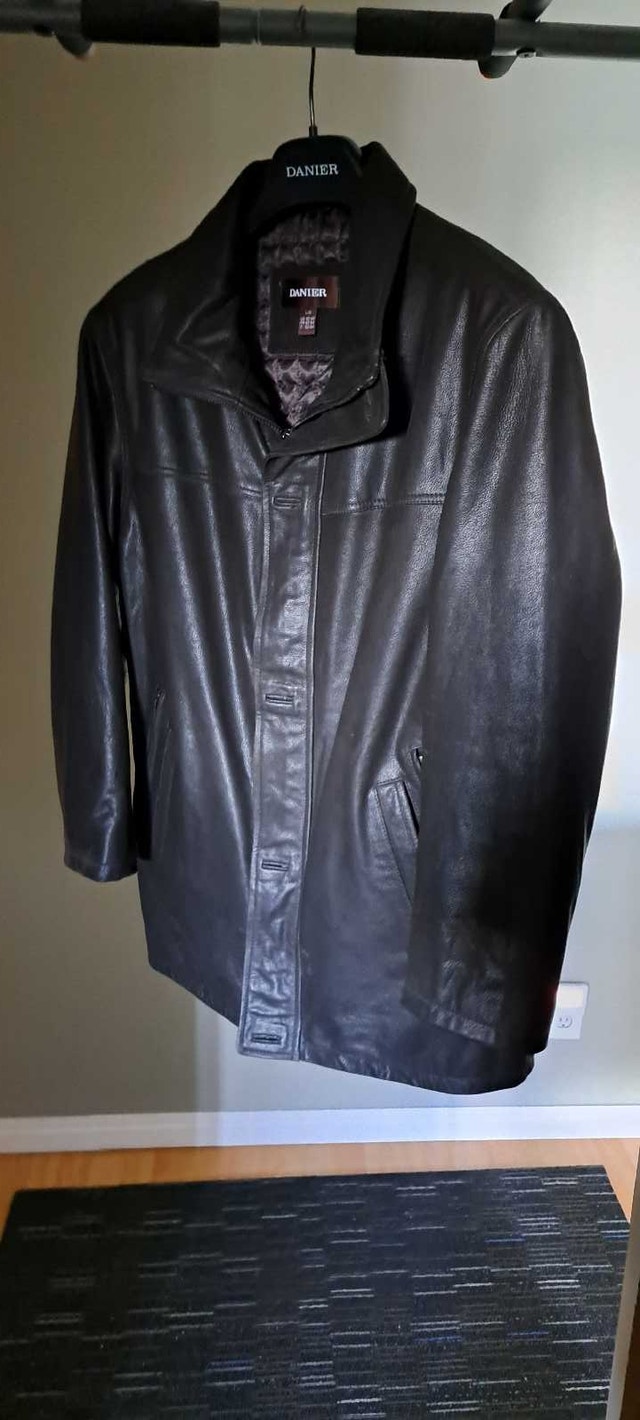 Danier Leather Jacket - photo 3