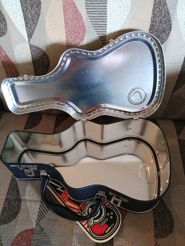 Suck UK Guitar Lunch Box - photo 2