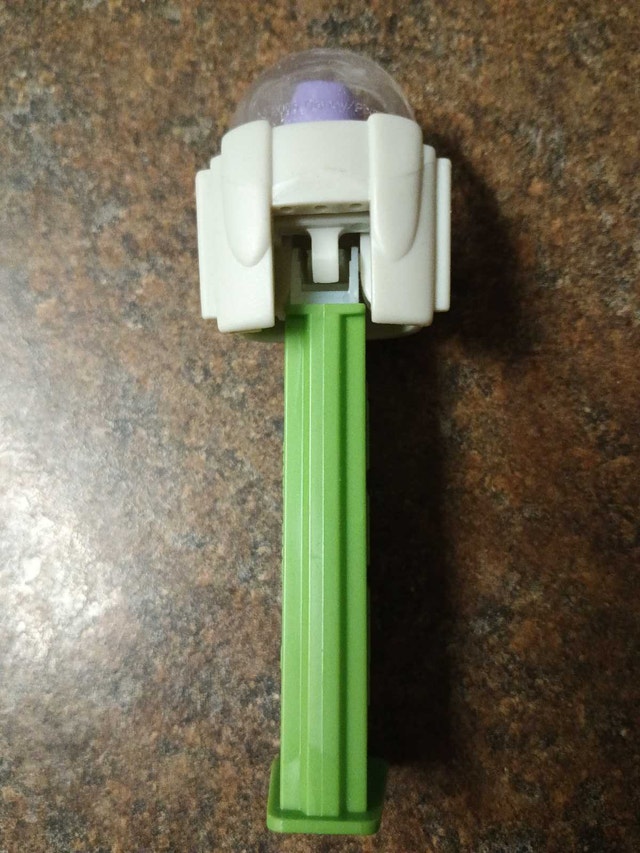 Buzz Lightyear Pez - photo 3
