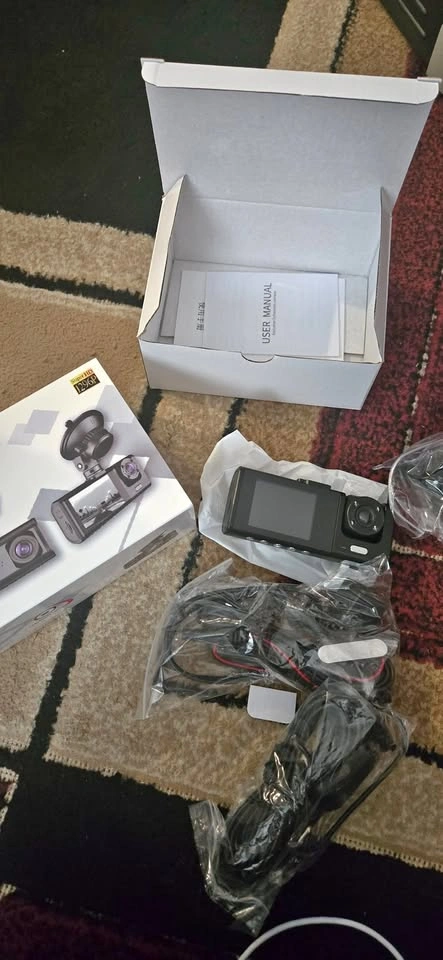 3 Channel Dashcam (Built-in GPS/WIFI)