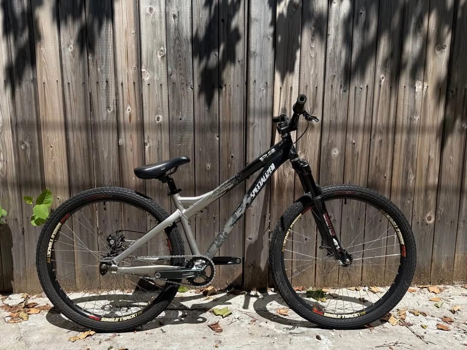 Specialized P2 Dirt Jumper Bike - photo 2