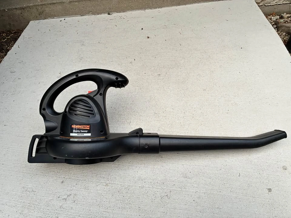 Remington RM180B corded leaf blower