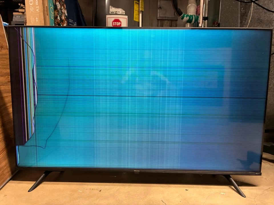 Hisense 55” for parts - photo 2
